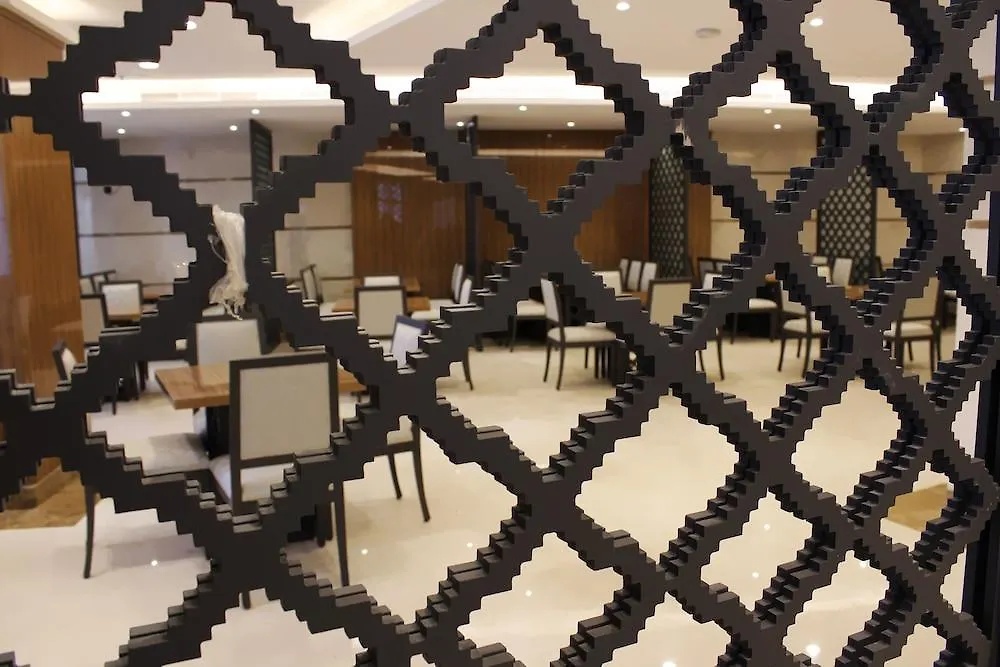 ***  فندق لمار أجياد البرج الثانى مكة المملكة العربية السعودية